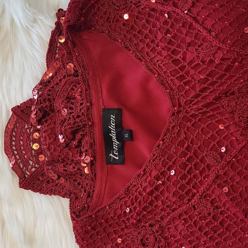 TEMPTATION | ruby red crochet top - Picture 12 of 12
